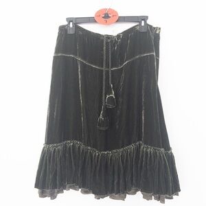 NWT Joie velvet skirt. Green. 31” waist 25” long with side zipper and front tie